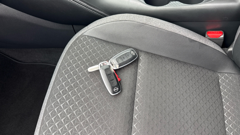 Nissan Juke 1.6 Hybrid N-Connecta 5dr Auto Hybrid Hatchback